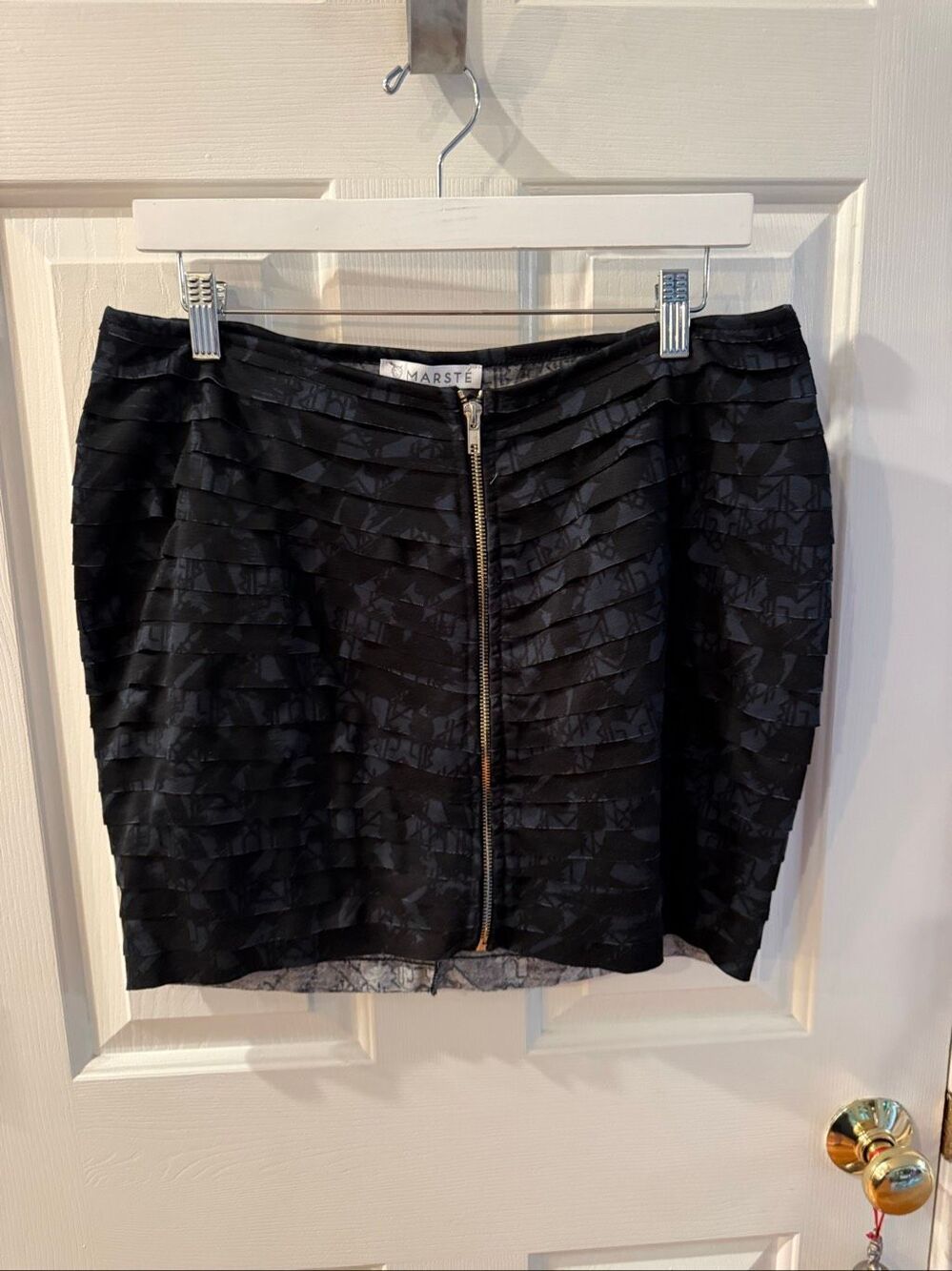 Marste Navy & Black Tiered Zip Up Mini Skirt sz 16-18 NWOT
